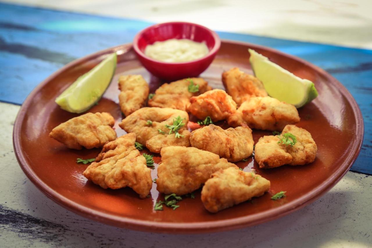 Petacaltepe Tapas & Surf酒店 外观 照片